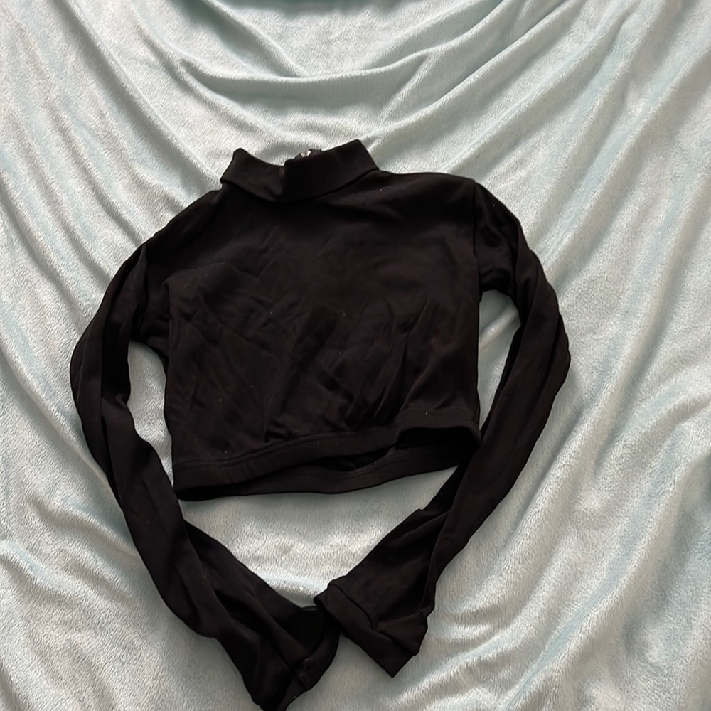 Chase black long sleeve cheer top youth large